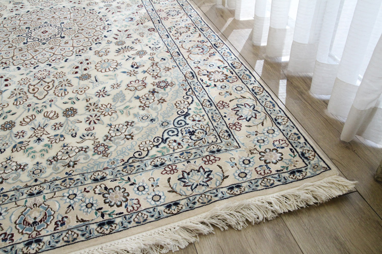 ペルシャ絨毯 ナイン 6Laクオリティ 124×203cm | ラグマット・玄関 