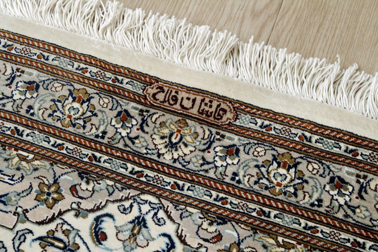ペルシャ絨毯 クム産 シルク手織り 61×87cm ＃19085 | ラグマット 