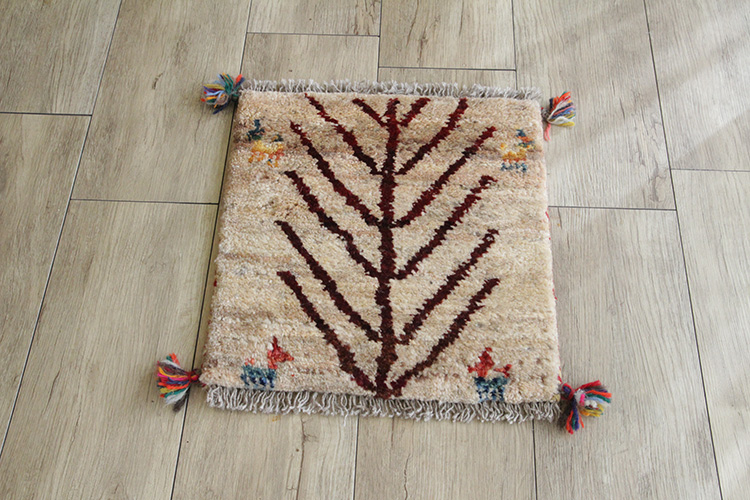 ペルシャ ギャッペ座布団サイズ＃26949 生命の樹と羊　37×40cm