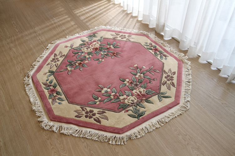 90段 手織りウール緞通　122×122cm（八角形）