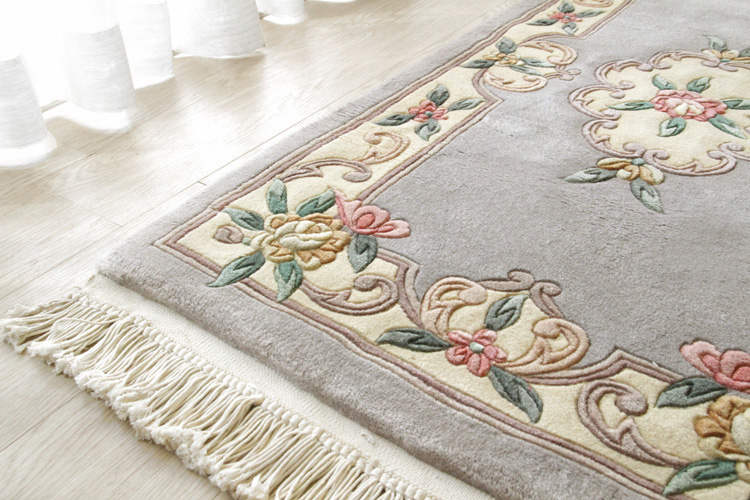 天津緞通  上質のウールを使用した手織り絨毯 ＃342  69×122cm ライトベージュ