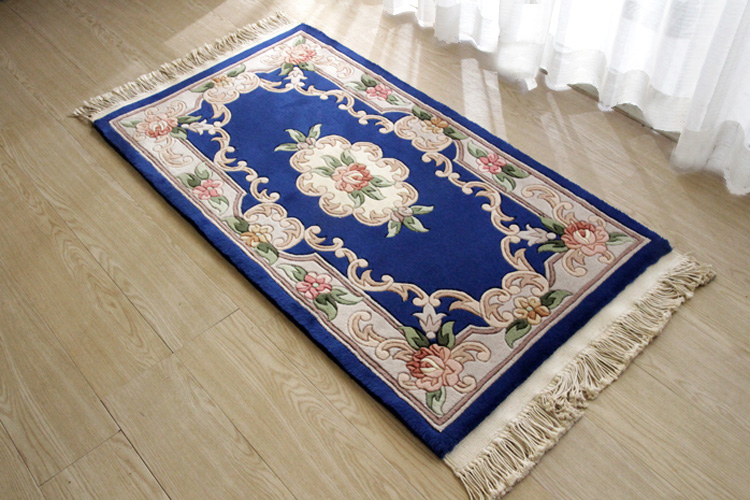 天津緞通  上質のウールを使用した手織り絨毯 ＃367　69×122cm ブルー